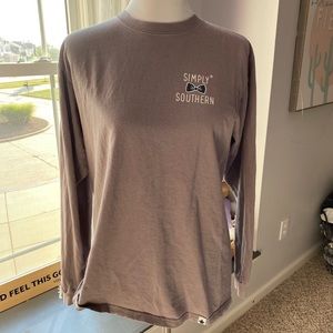 GENTLY USED SIMPLY SOUTHERN LONG SLEEVE TEE-SHIRT!